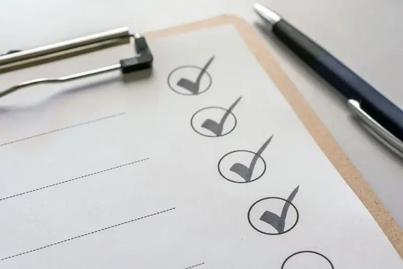 A checklist for business tasks, featuring items for organization and efficiency in a professional setting.